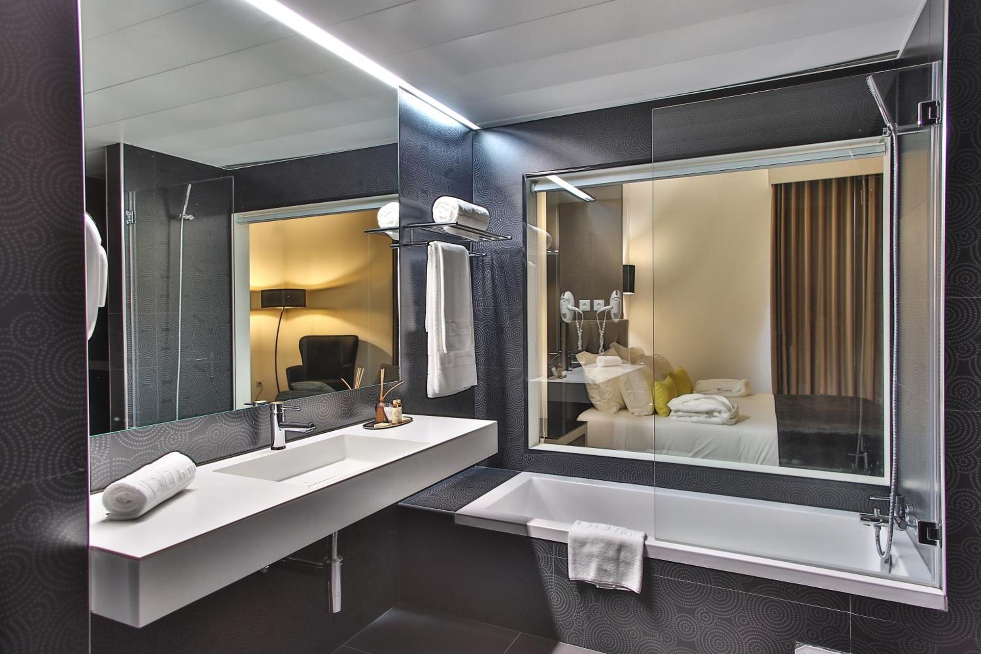 Suite (2 Adultos + 2 Crianças)